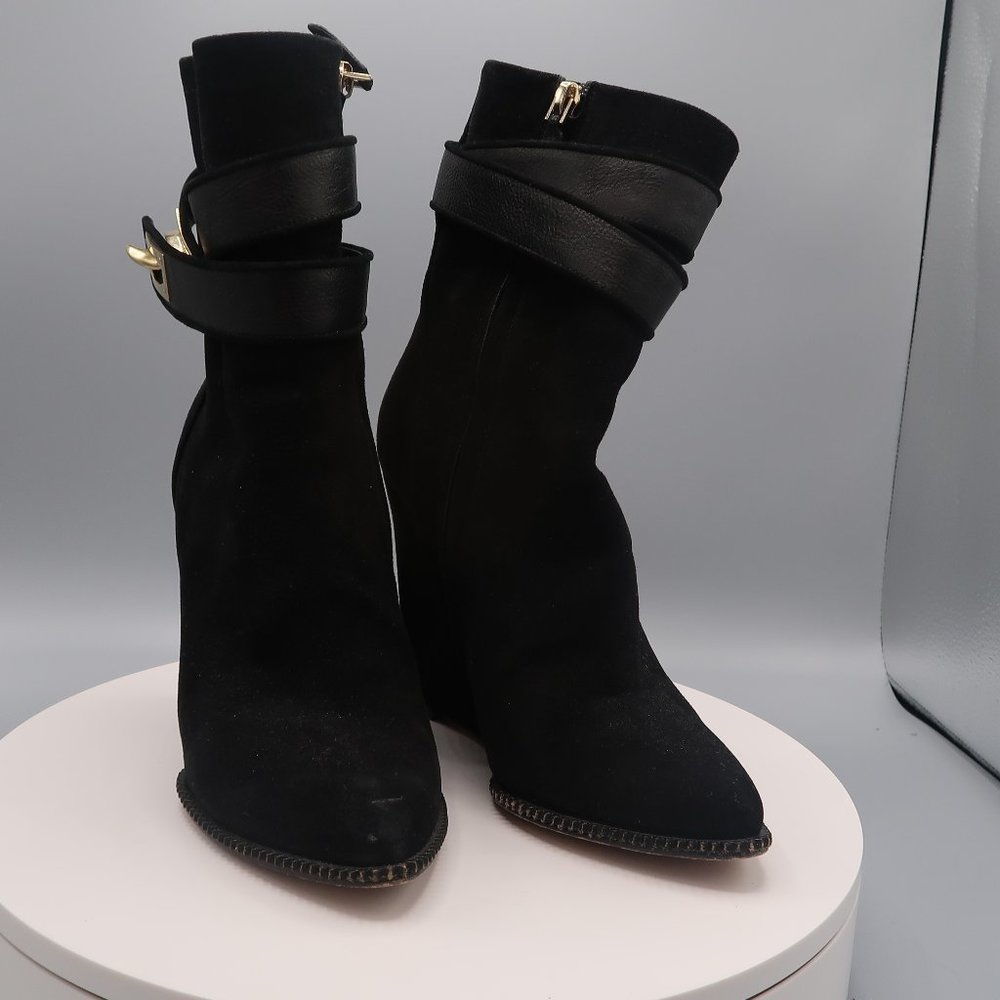 Givenchy Gold Shark twist lock Wedge Boots